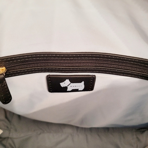 Radley London Black and Cream Floral Shoulder Bag - Picture 6 of 9